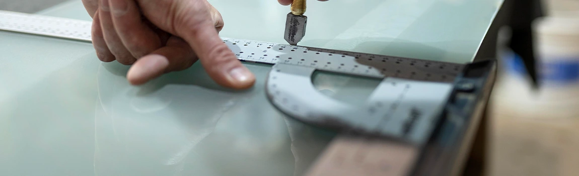 Commercial Glass Repair Company in Bloomingdale, FL